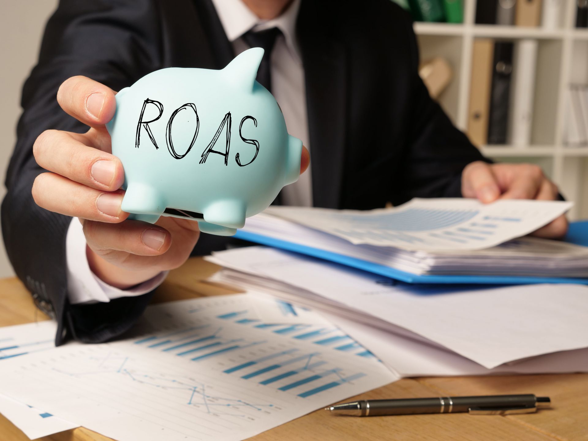 Skala rośnie ROAS spada - mechanizm rosnących zysków przy spadającym ROAS