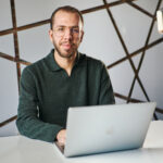 Karol Dec – Fabryka e-biznesu Karol Dec – Fabryka e-biznesu